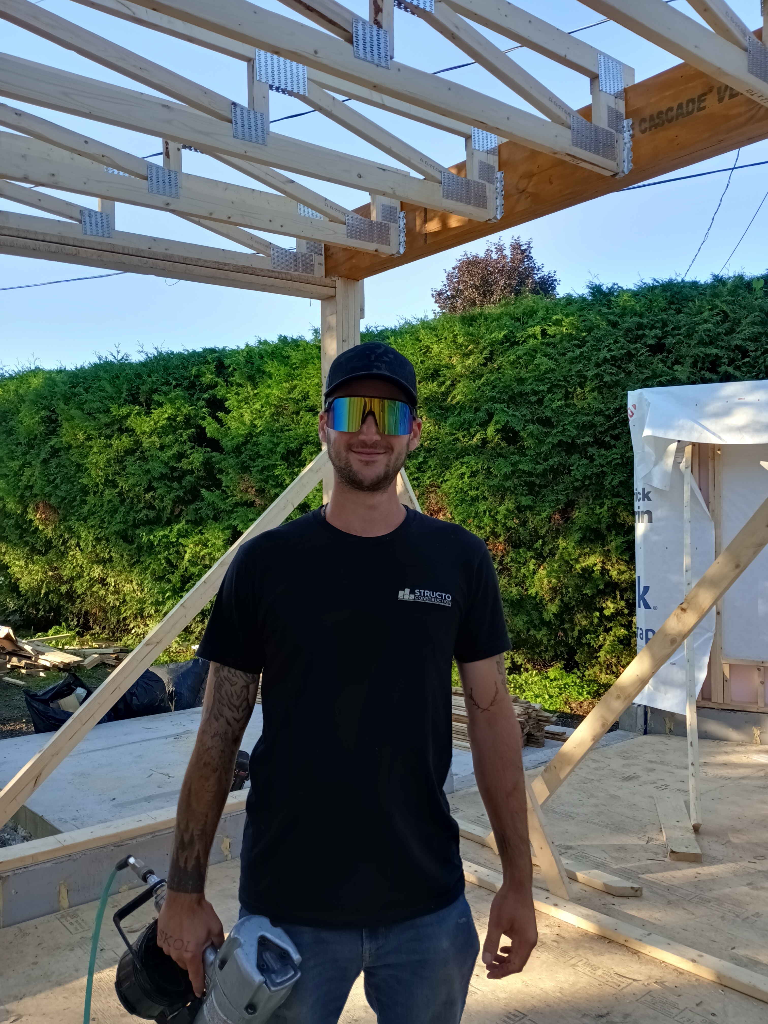 Mathieu, charpentier menuisier compagnon chez Structo Construction