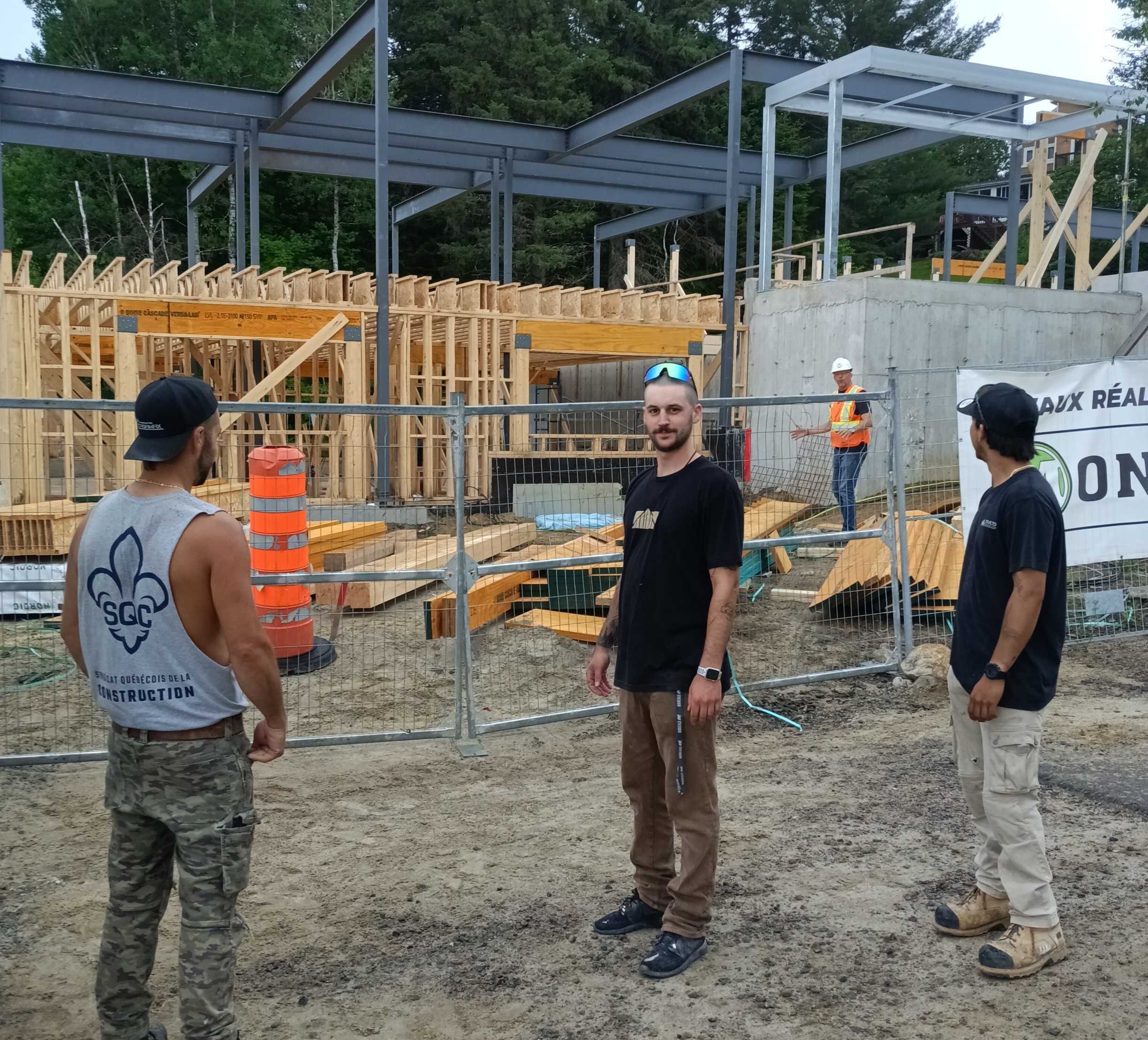 L'équipe de Structo Construction sur un chantier